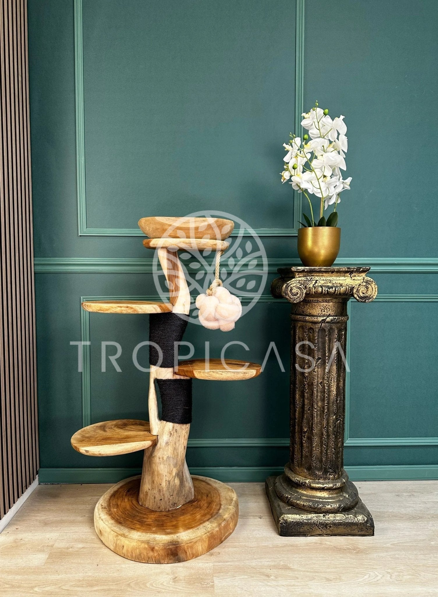 Complete Suar Houten Krabpaal met Zwart Krabtouw, Schaal & Speeltje – 105 cm Hoog | Handgemaakt - TropiCasa.nl